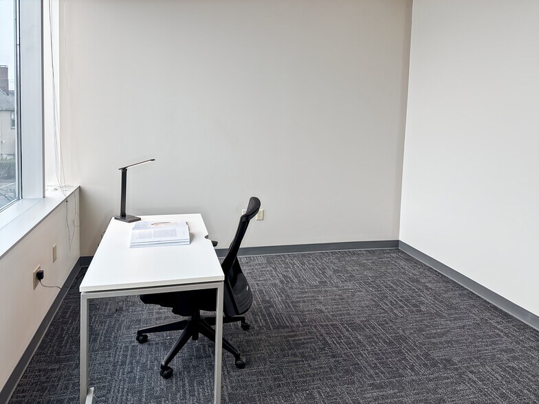 More Photos Of 400 Lydia St, Carnegie Coworking Space