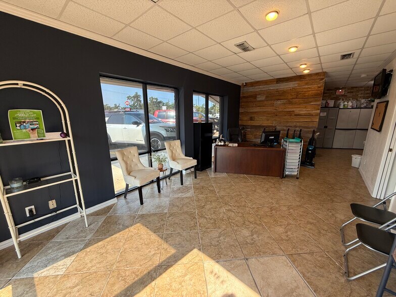 More Photos Of 1816 E Southeast Loop 323, Tyler General Retail For Sale