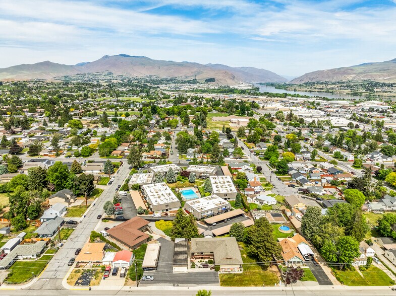 More Photos Of 1311 Westwood Ave, Wenatchee Apartments For Sale