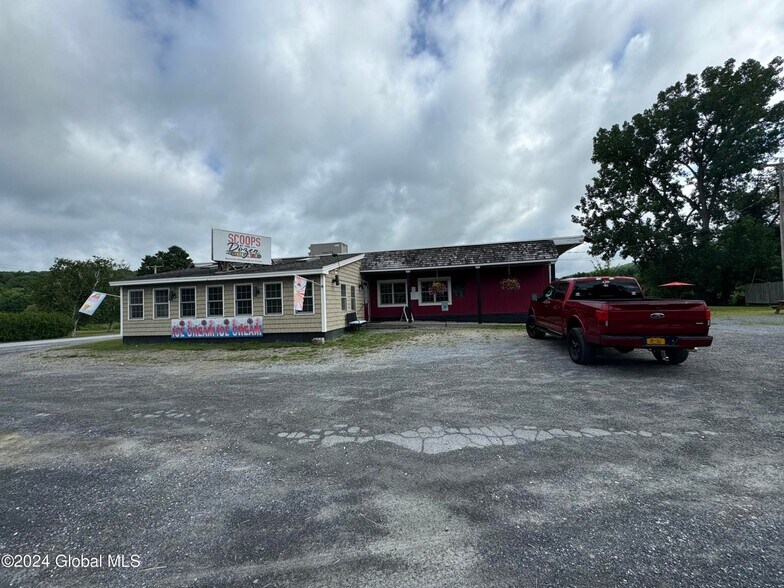 More Photos Of 5527-5531 Rte 7, Hoosick Falls General Retail For Sale