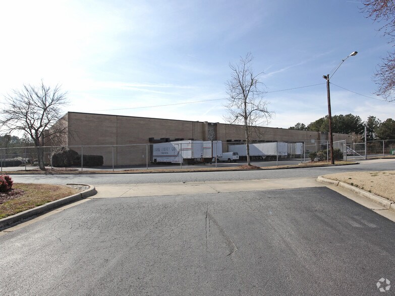 Primary Photo Of 555 Wharton Cir SW, Atlanta Warehouse For Lease