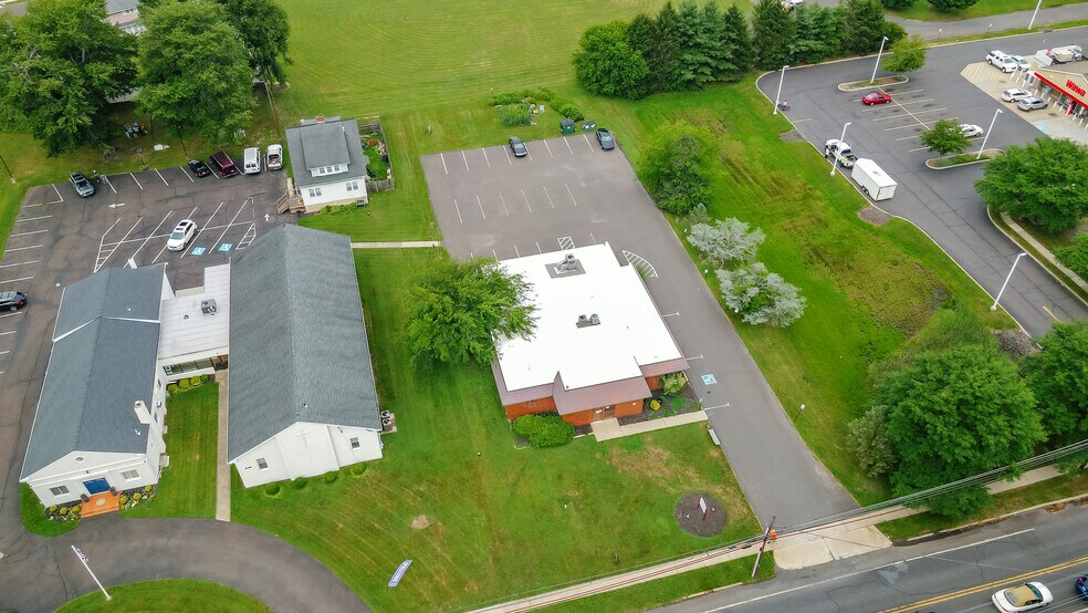 More Photos Of 919 Durham Rd, Langhorne Medical For Lease
