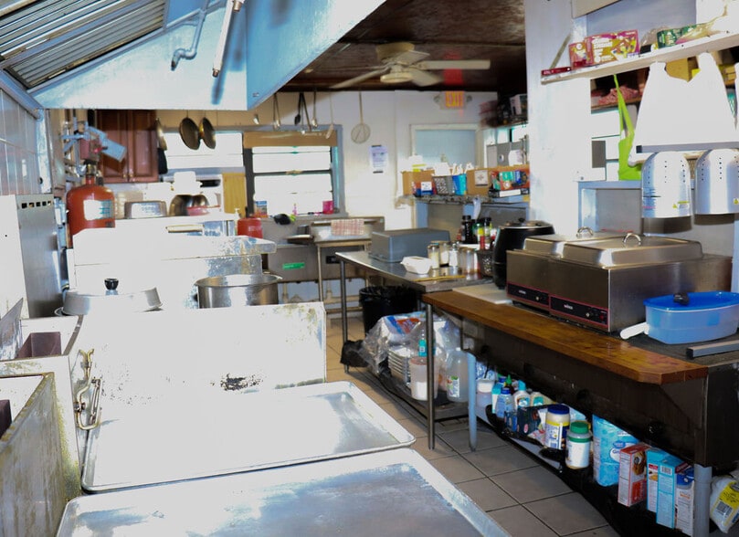 More Photos Of 4410 38th Ave, Vero Beach Multifamily For Sale