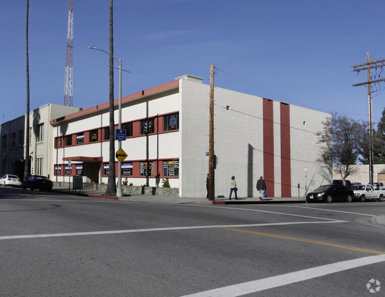 More Photos Of 14401 Sylvan St, Van Nuys Loft Creative Space For Lease