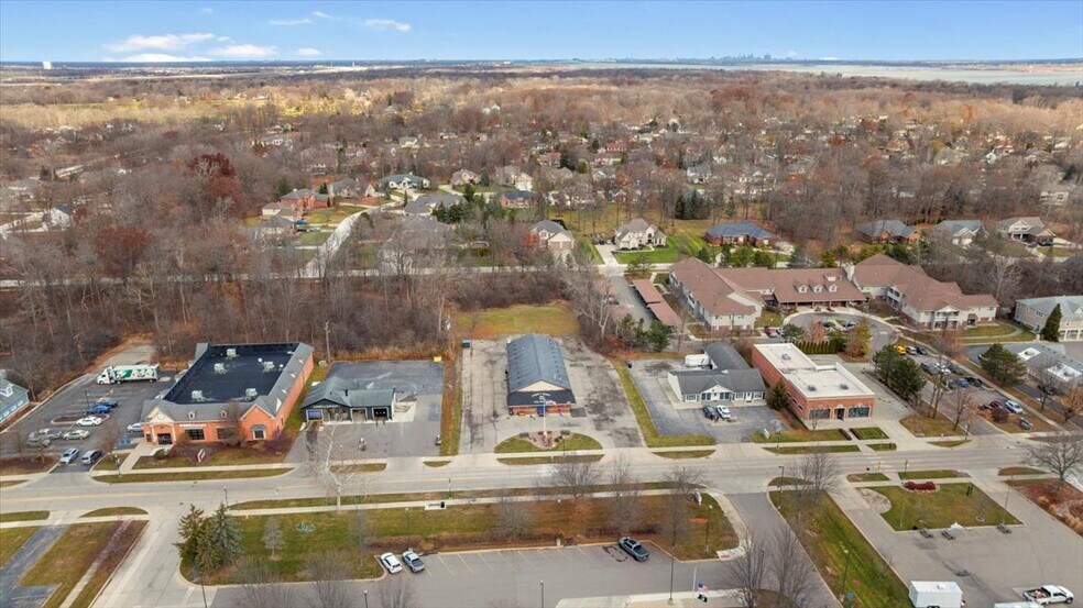 More Photos Of 8840 Macomb St, Grosse Ile General Retail For Sale