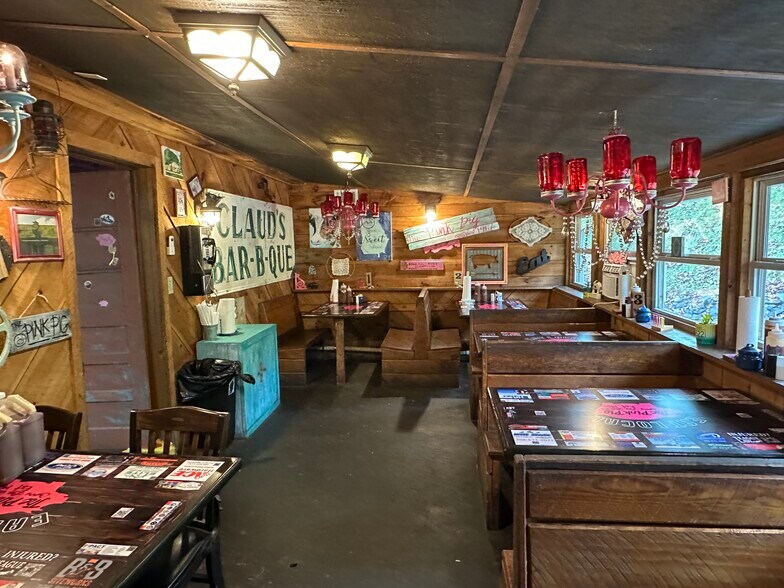 More Photos Of 824 Cherry Log, Cherry Log Winery Vineyard For Sale