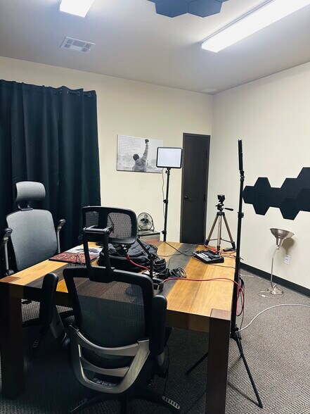 More Photos Of 2236 W Hefner Rd, Oklahoma City Office For Lease