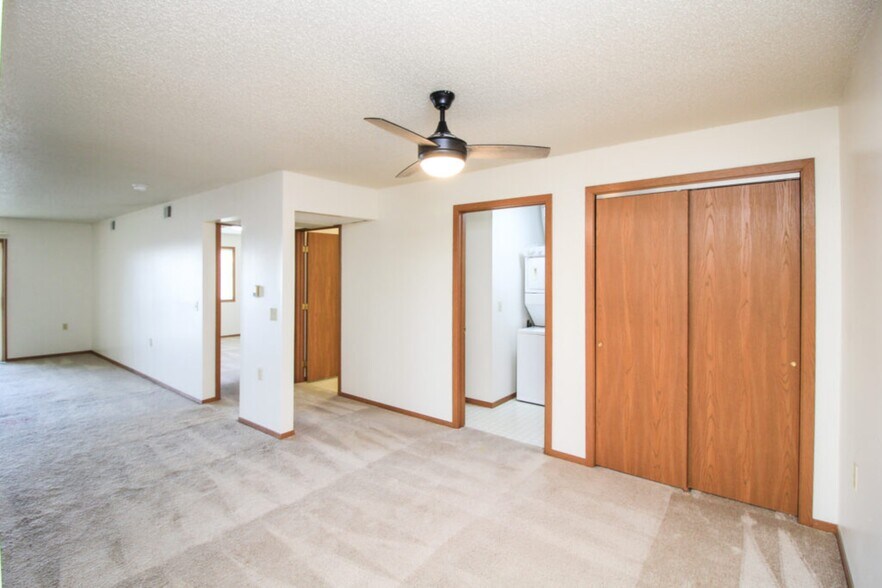 More Photos Of 200-208 E 39th St, South Sioux City Apartments For Sale