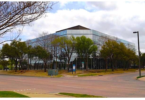 More Photos Of 8600 Freeport Pky, Irving Office For Lease