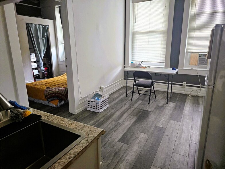 More Photos Of 106 E Tarpon Ave, Tarpon Springs Apartments For Sale