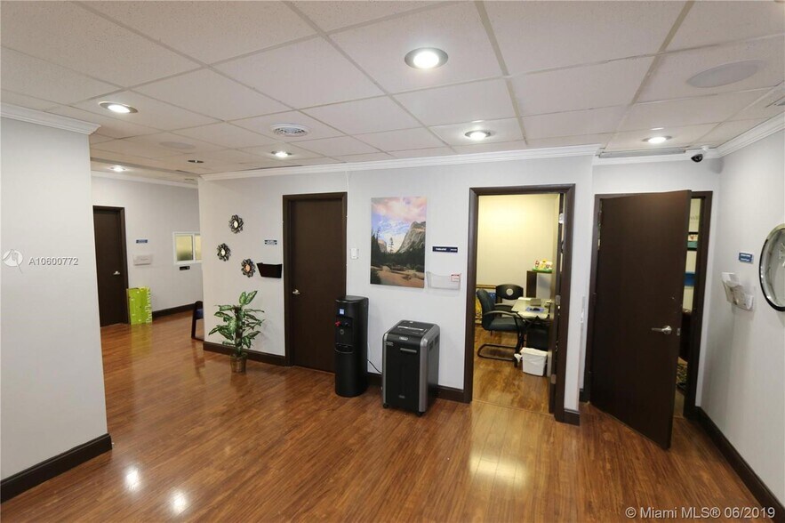 More Photos Of 909 NE 163rd St, North Miami Beach Medical For Sale