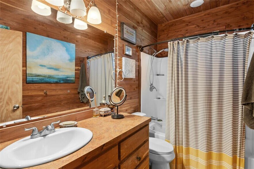More Photos Of 496 Middleton Rd, Spicewood Land For Sale