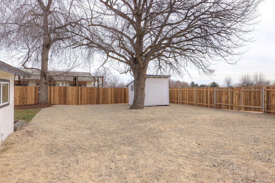 More Photos Of 218 N Avenue C, Kuna Apartments For Sale