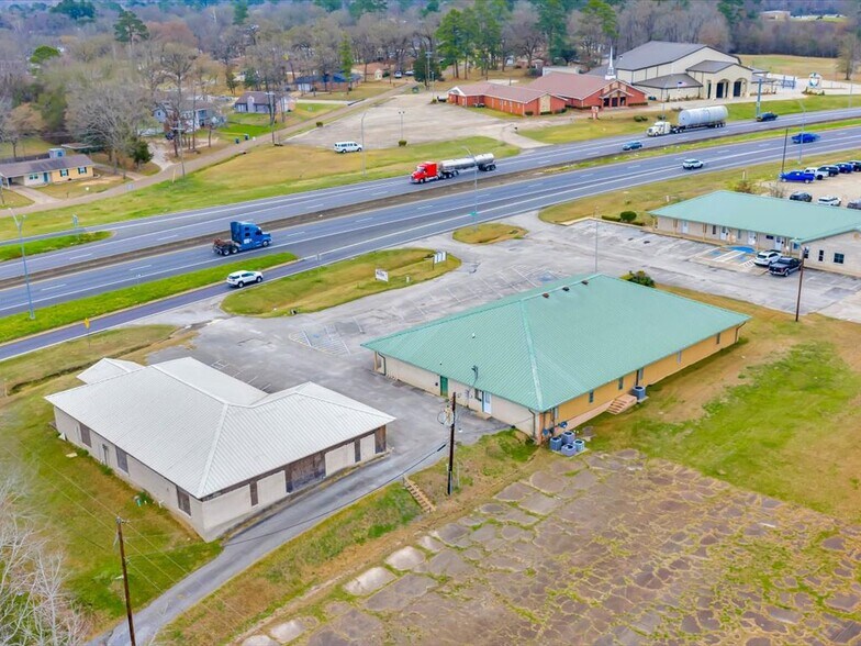 More Photos Of 3215 S Medford Dr, Lufkin Office For Sale