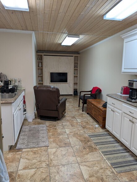More Photos Of 211 W Main St, Russia Industrial For Sale
