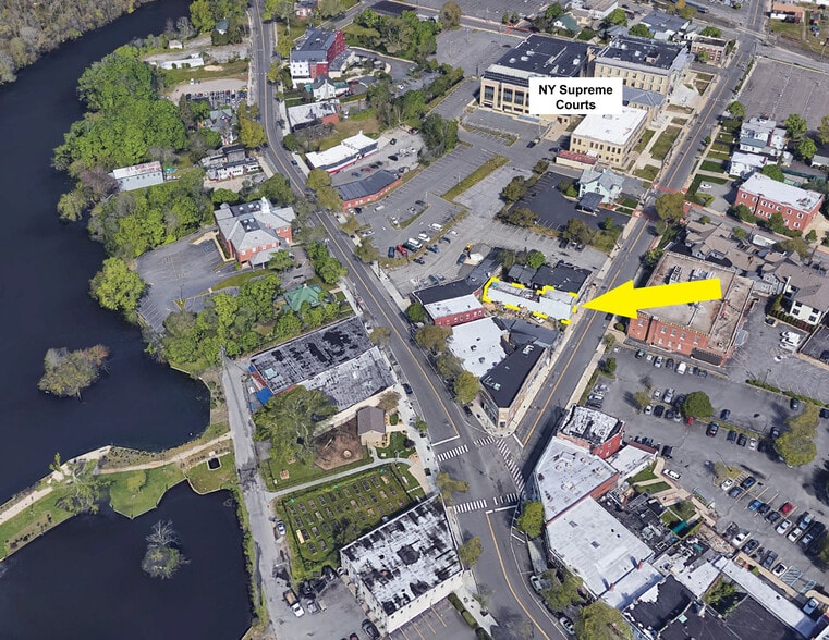 More Photos Of 145 Griffing Ave, Riverhead Storefront Retail Office For Sale