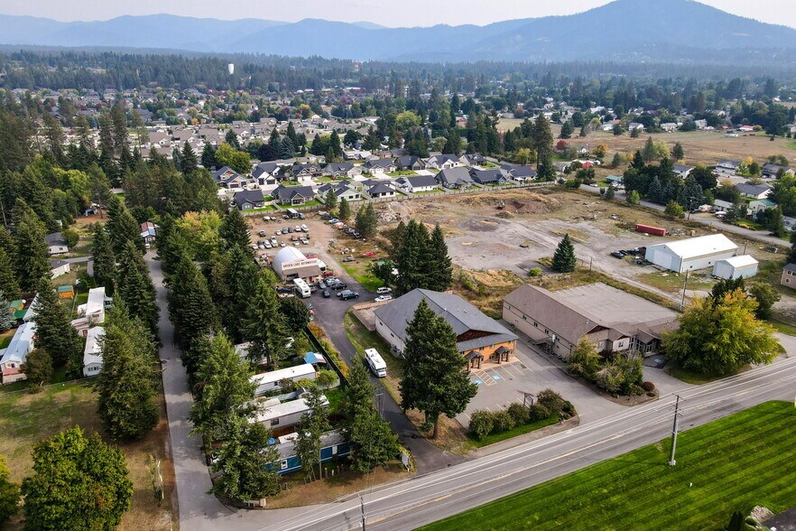 More Photos Of 11370 N Government Way, Hayden General Retail For Sale