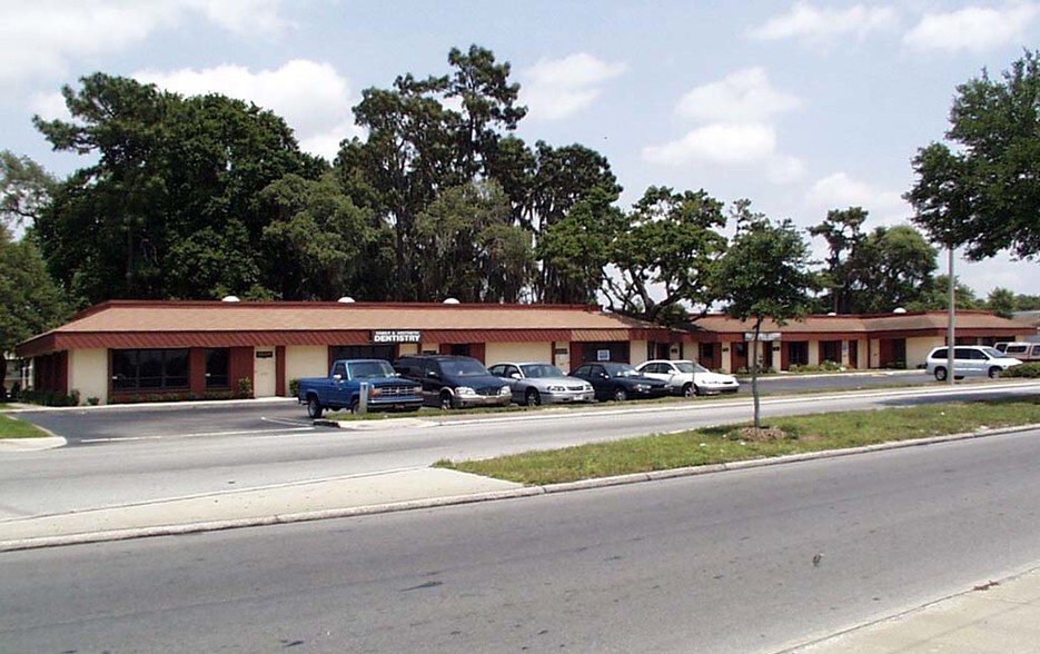 More Photos Of 215-225 Imperial Blvd, Lakeland Medical For Lease