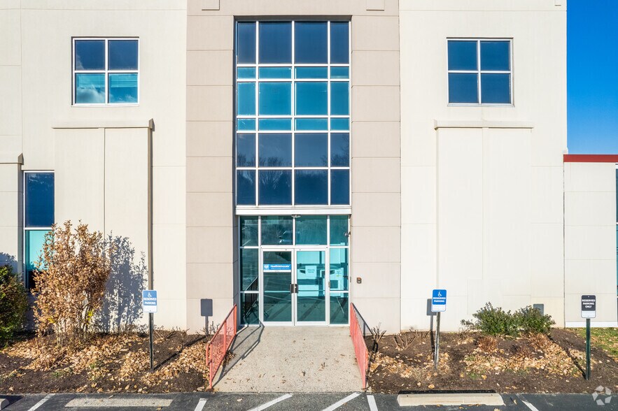 More Photos Of 3043 Walton Rd, Plymouth Meeting Office For Lease