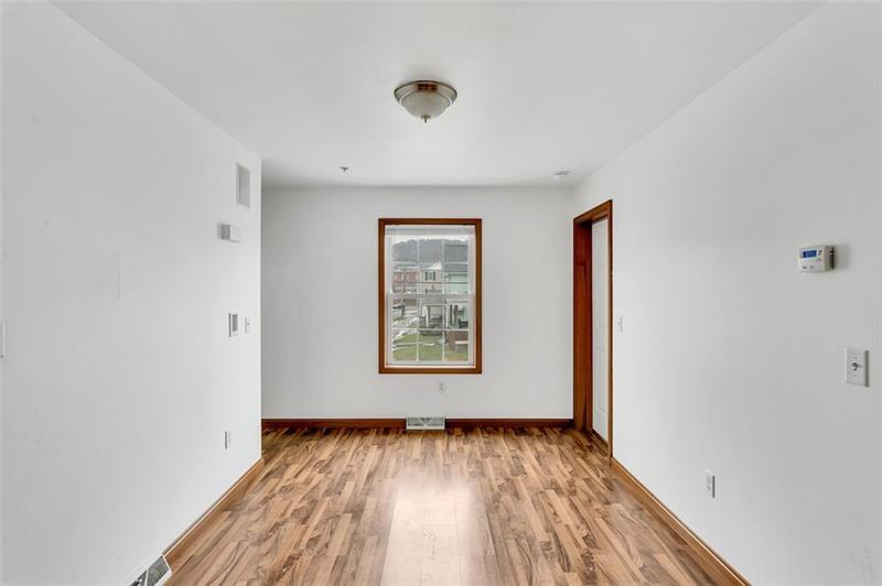 More Photos Of 457 2nd St, California Apartments For Sale