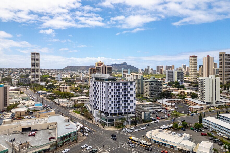 More Photos Of 2615 S King St, Honolulu Apartments For Lease