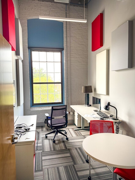 More Photos Of 1 Mill St, Burlington Office For Lease