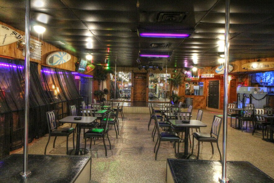 More Photos Of 1704 E Hwy 70, Kingston Bar For Sale