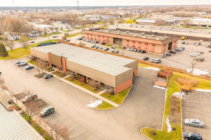 More Photos Of 2100 Brighton Henrietta Town Line Rd, Rochester Office For Lease
