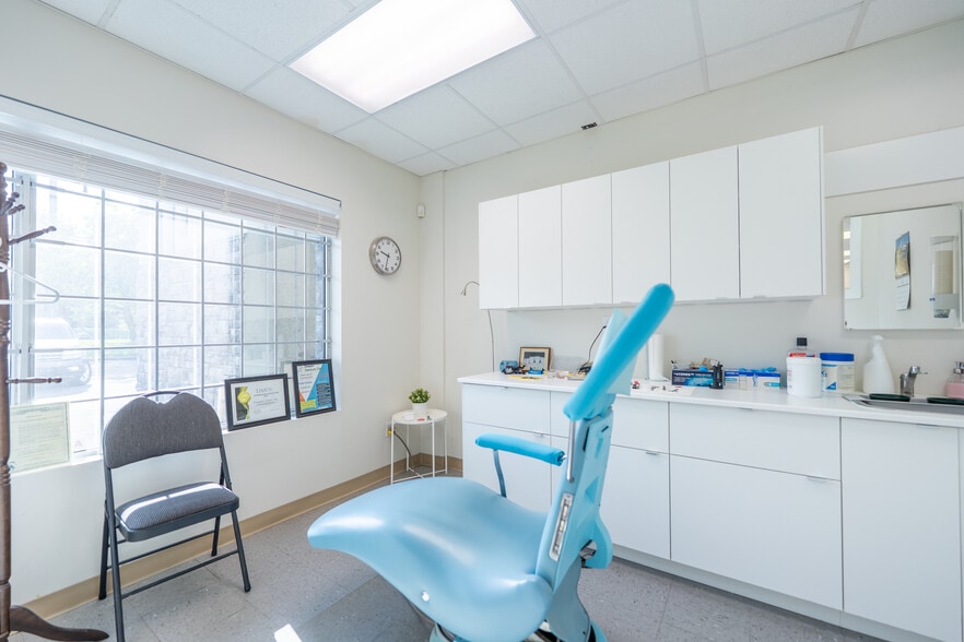 More Photos Of 3160 Parsons Rd NW, Edmonton Office Residential For Sale
