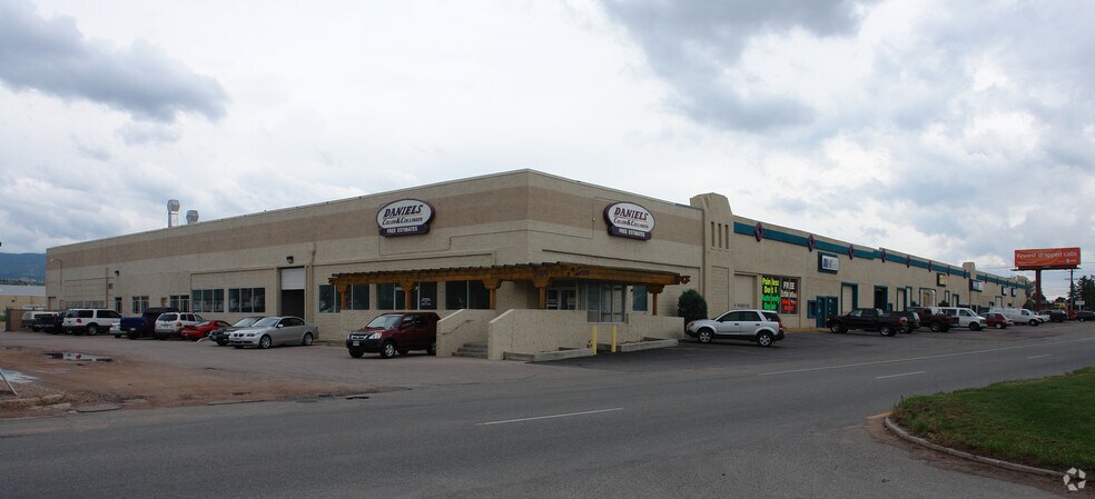 More Photos Of 3200-3250 N Nevada Ave, Colorado Springs Warehouse For Lease