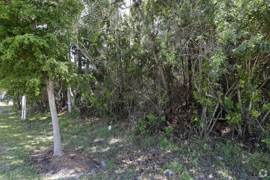 More Photos Of Tamiami Trl E, Naples Land For Sale