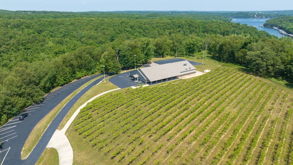 More Photos Of 846 Winery Hills Est, Linn Creek Winery Vineyard For Sale