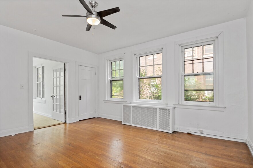 More Photos Of , Cincinnati Multifamily For Sale