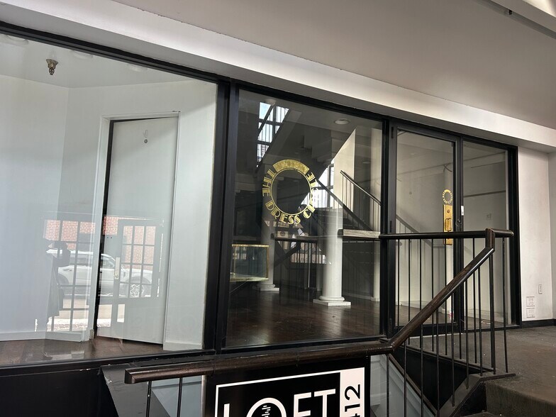 More Photos Of 736-738 Bellefonte St, Pittsburgh General Retail For Sale