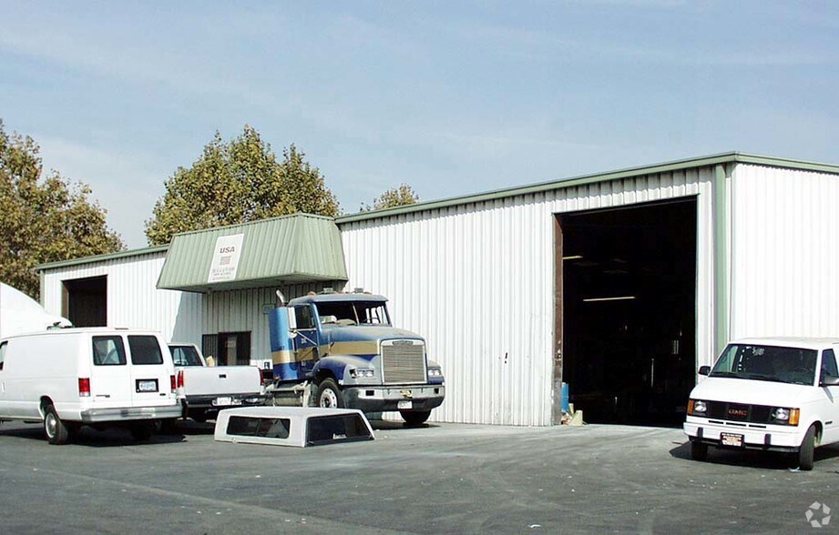 More Photos Of 8265 Fremontia Ave, Fontana Industrial For Sale