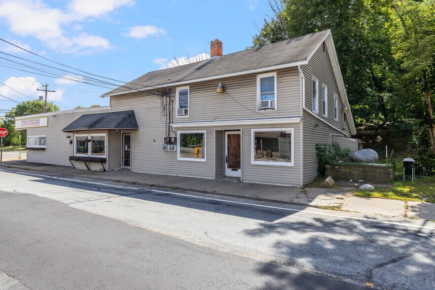 More Photos Of 1 Spring St, Hope Valley Restaurant For Sale