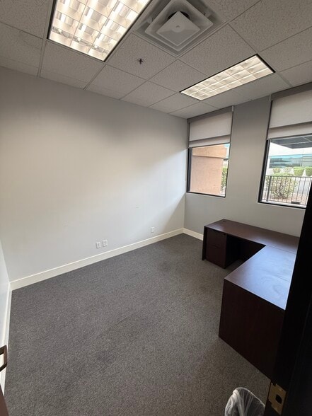 More Photos Of 14256 N Northsight Blvd, Scottsdale Medical For Lease