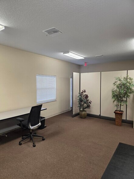 More Photos Of 20545-20547 Amberfield Dr, Land O' Lakes Office For Lease