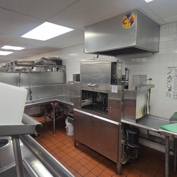 More Photos Of 2045 Brice Rd, Reynoldsburg Restaurant For Lease