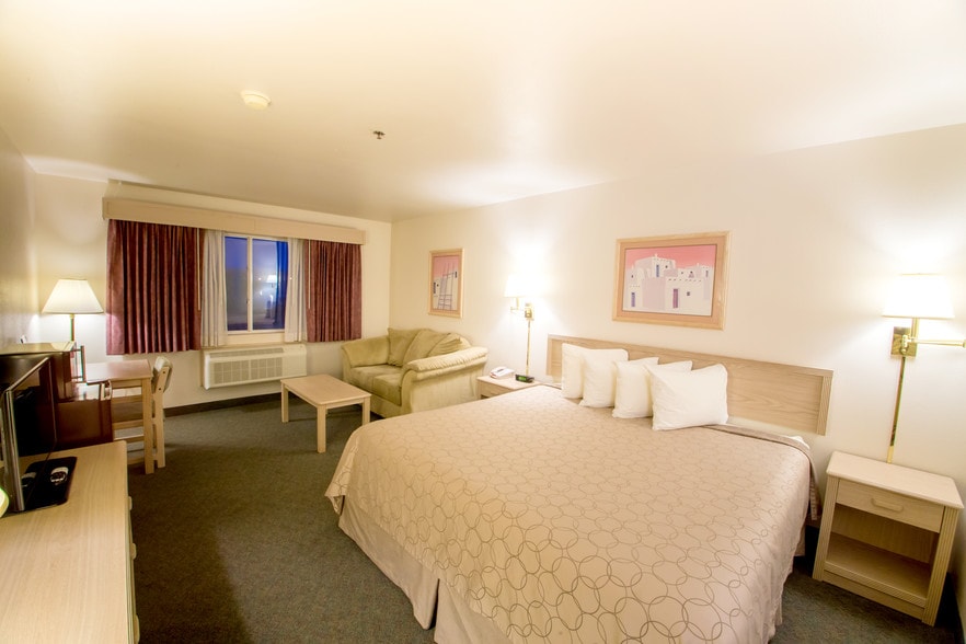 More Photos Of 520 N Moapa Valley Blvd, Overton Hotel For Sale