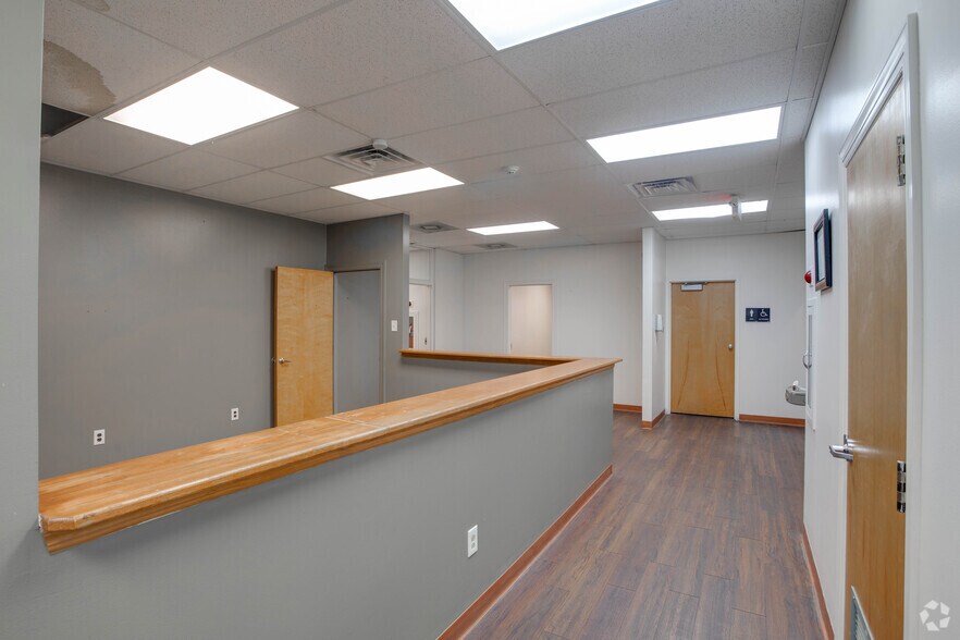 More Photos Of 825 Paoli Pike, West Chester Office For Lease