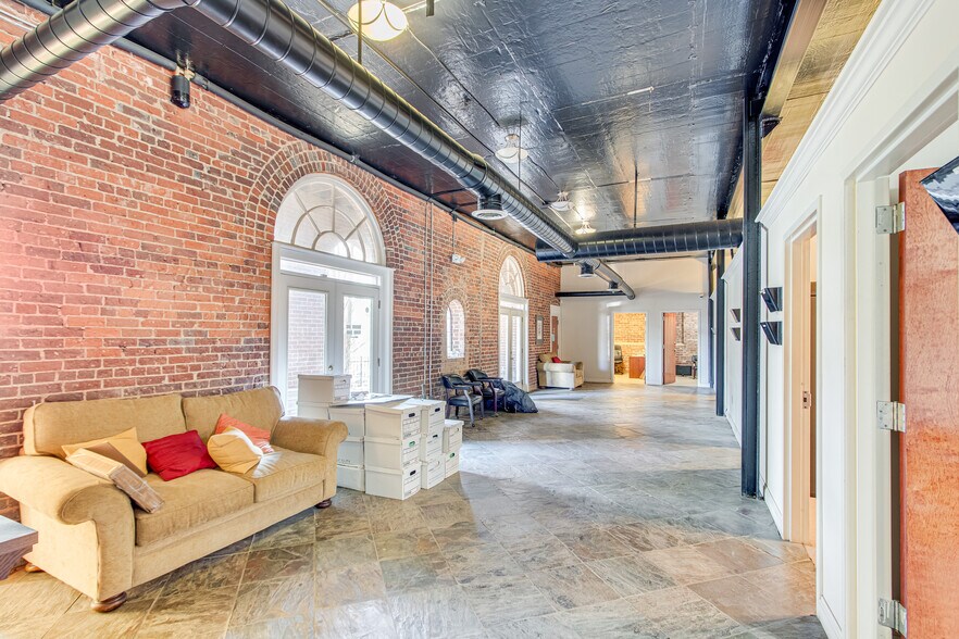 More Photos Of 4975 Little Mill Rd, Buford Warehouse For Sale