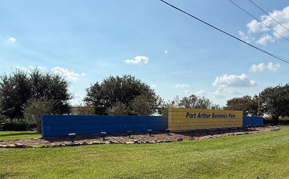 More Photos Of 925 Jade Ave, Port Arthur Industrial For Sale