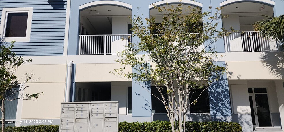 More Photos Of 540 NW University, Port Saint Lucie Office Residential For Sale