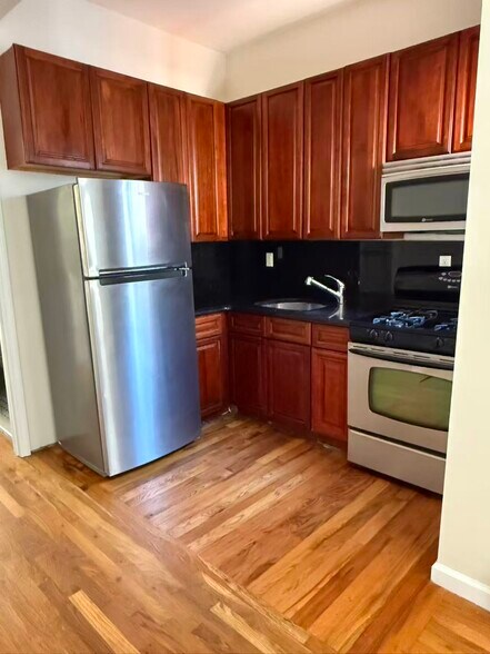 More Photos Of 1624 Summerfield St, Ridgewood Multifamily For Sale