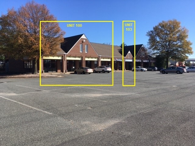 Primary Photo Of 840 Warrenton Rd, Fredericksburg Restaurant For Lease