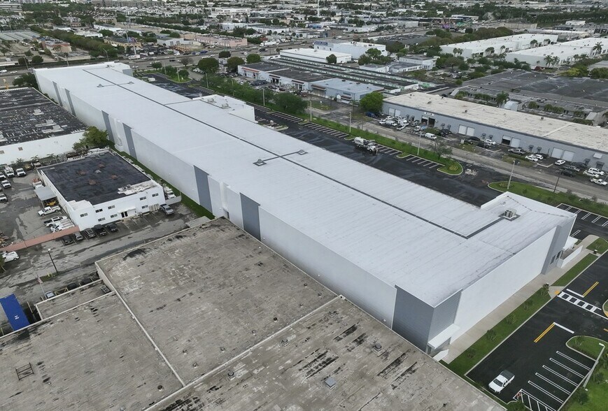 More Photos Of 4995 NW 77th Ave, Miami Warehouse For Lease