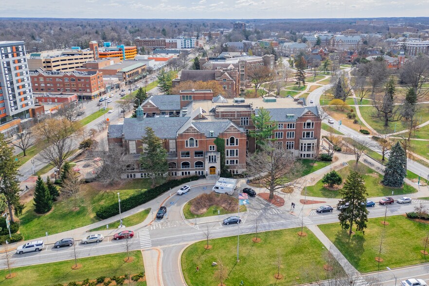 More Photos Of 241 Louis St, East Lansing Apartments For Sale