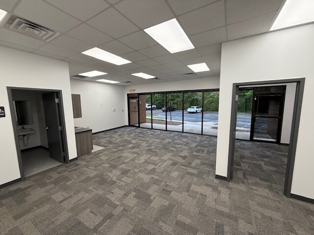 More Photos Of 3097 Presidential Dr, Atlanta Unknown For Lease