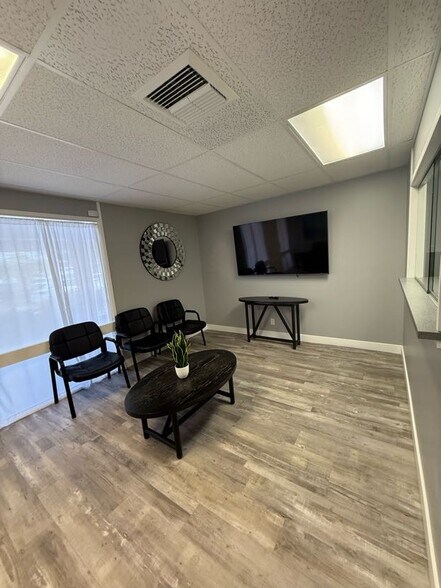 More Photos Of 1920 E Katella Ave, Orange Medical For Lease